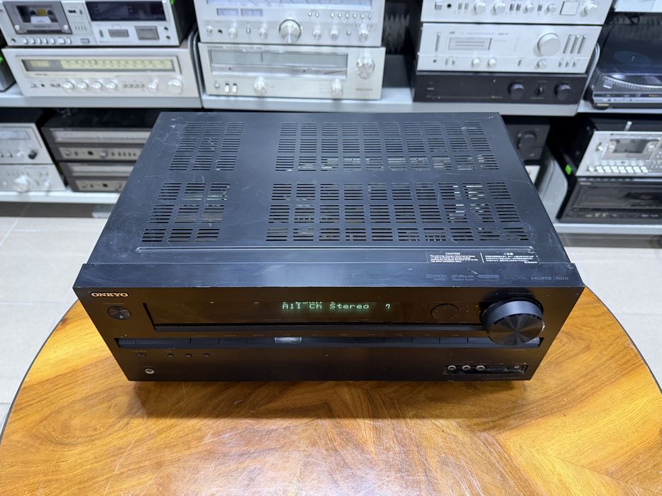 Amplituner Onkyo TX-NR509 Audio Room