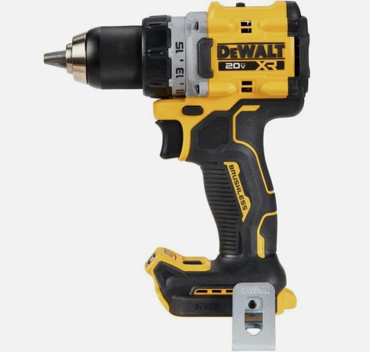 Акумуляторний безщітковий набір шуруповертів DEWALT DCK2051D2 20V MAX