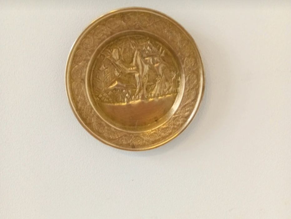 Pratos de latão artesanal