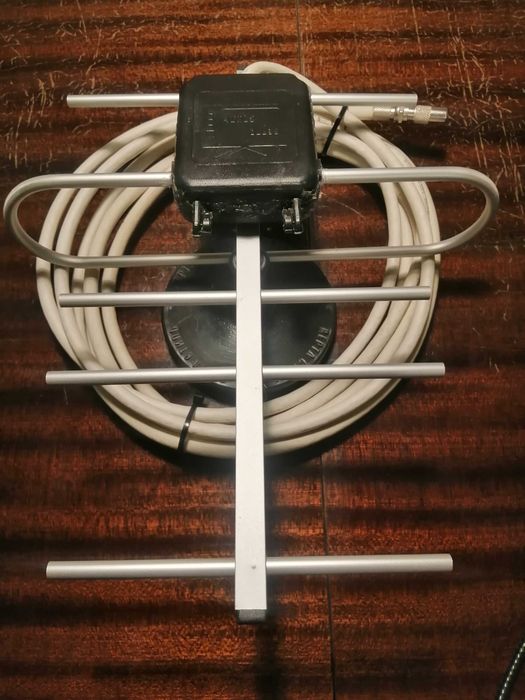 Тюнер Т2 Romsat T8030HD (1080p), антенна Верта