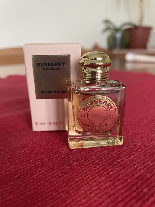 Burberry Goddes 5 ml edp