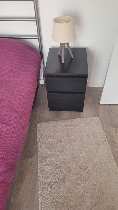 Cama de Casal + colchão + mesas de cabeceira