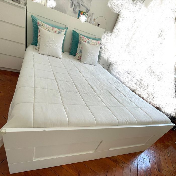 Cama Brimnes casal, IKEA,140x200cm com cabeceira