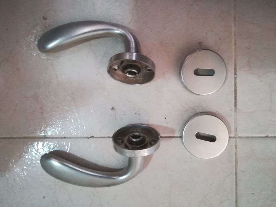 Conjunto de 2 puxadores