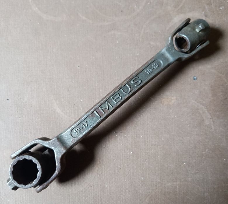 Klucz nasadowy Herkulik Imbus, stare narzędzia.