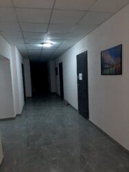 Продам 2-о к/к 72 м2 з меблями та технікою в Новомиколаївці.