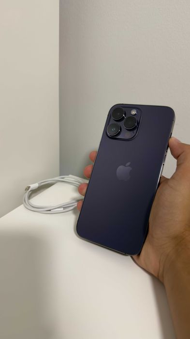Aceito trocas/retomas. Apple iPhone 14 Pro Max 128GB 75% versão E-sim "roxo" + cabo