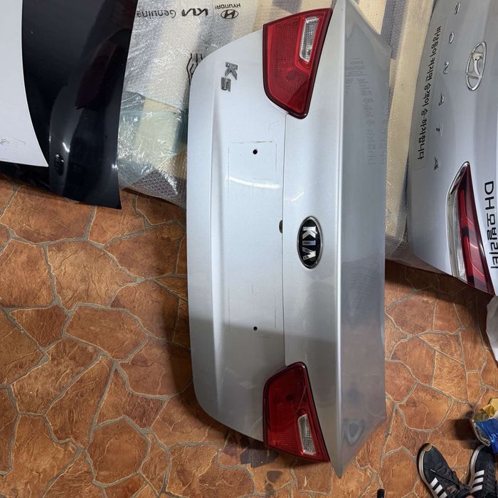 Крышка багажника KIA K5 TF киа К5  2013-2015 692002T500