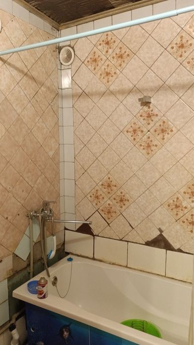 Вільна! 2-к кв 3/5 по вул С.Синенка ( правий берег)