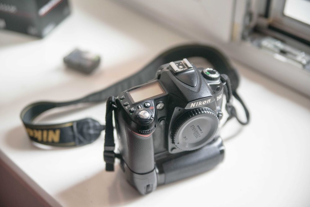 D90 коробочний комплект + SIGMA 18-50 1:3.5-5.6