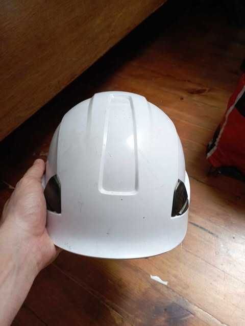 Kaski ochronne Białe