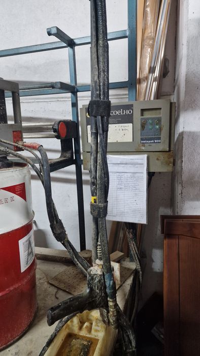 Maquina de dar poliortano