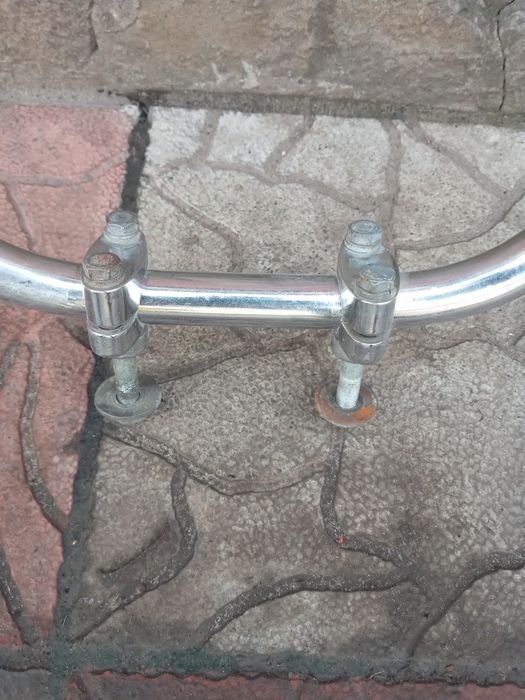 Кермо   з кріпленням  мотоц. ІЖ  -нікель відмінний стан