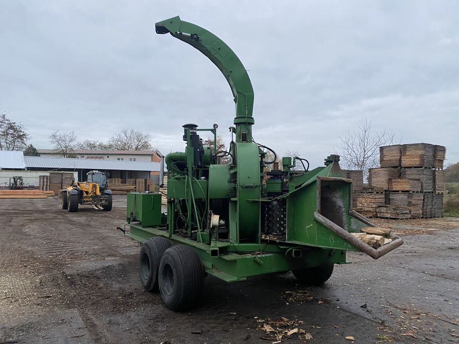 Rębak tarczowy spalinowy