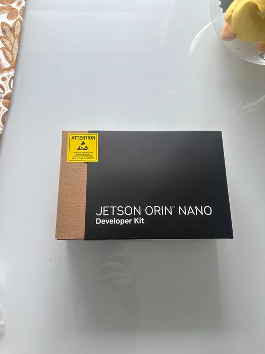 Jetson Orin Nano 8GB Kit Completo IA (67 TOPS) + Câmara IMX219 + Caixa
