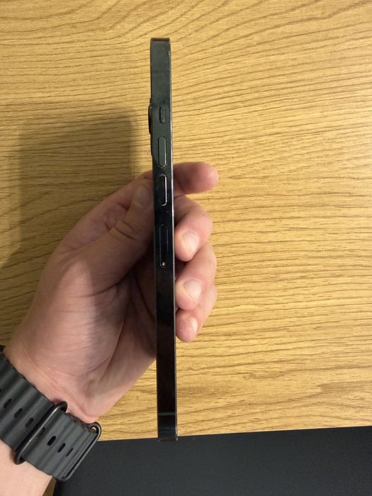 Продам iphone 13 pro max