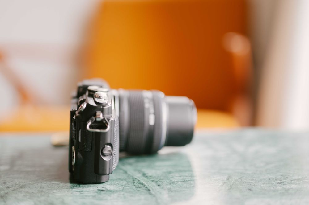 Olympus PEN E-PL5 (3000 disparos) + Olympus 14-42mm f/3.5-5.6 II R + f