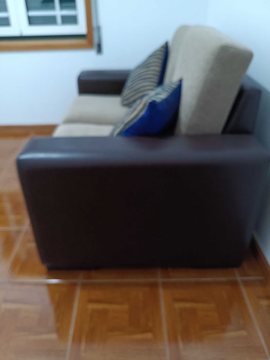 Sofá (2 pessoas)