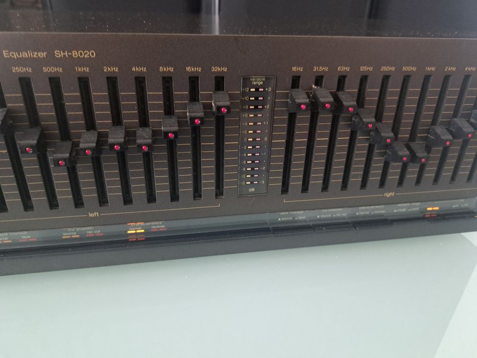 Equalizer Technics sh 8020