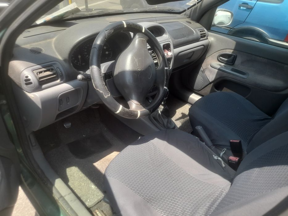 Vendo Renault clio