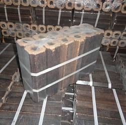 Продаж брикетів та дров по Києву і області