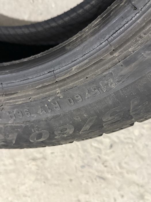 Зимові колеса 215/60/R17 Pirelli