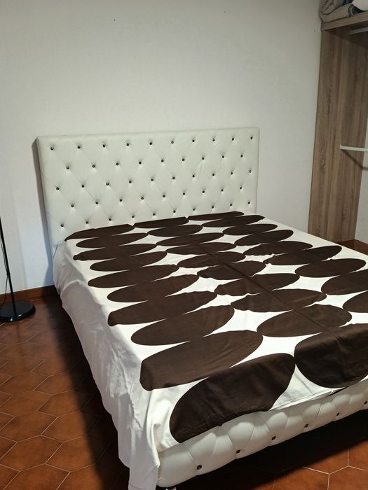 Quarto individual com 22 m2 Reservado