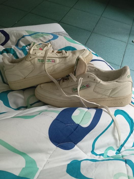 Reebok rozmiar 40 EUR w dobrym stanie 120 zł
