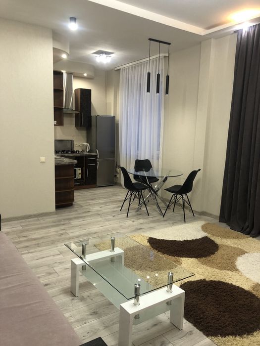 Квартира подобово 2х кім.кв Центр, Гр.Сковороди,Арх.Бекетова