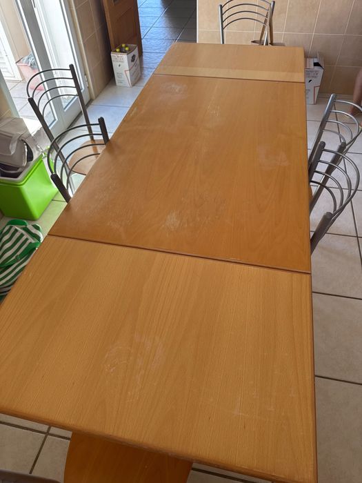 Mesa da cozinha + cadeiras
