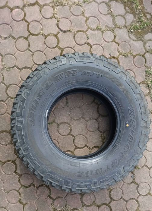 Продам Bridgestone Dueler M/T674. Размер 235/85 R16.