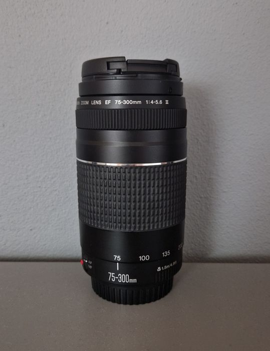 Aparat Canon 2000d plus 2 obiektywy