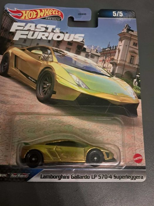 samochodziki hotwheels