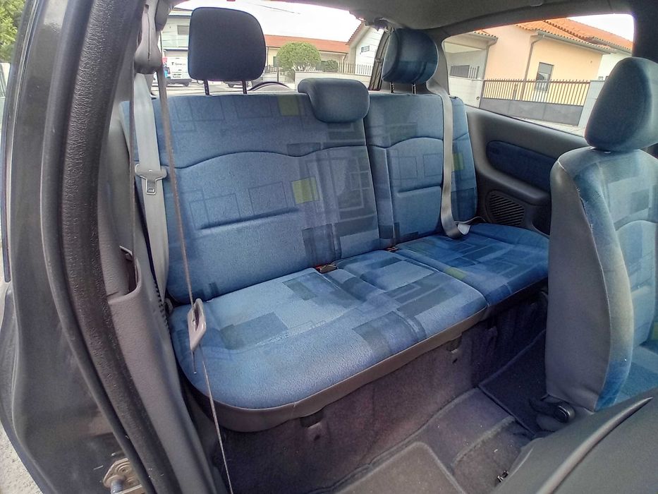 Renault Clio 1.2 Gasolina • 170 mil km • Bom Estado