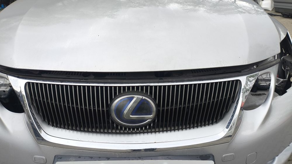 Lexus GS III 08-12 grill atrapa lift stan bdb emblemat