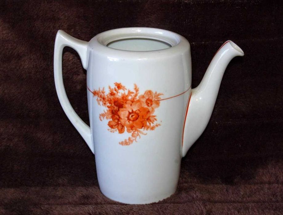 Bule em porcelana Vista Alegre sem tampa