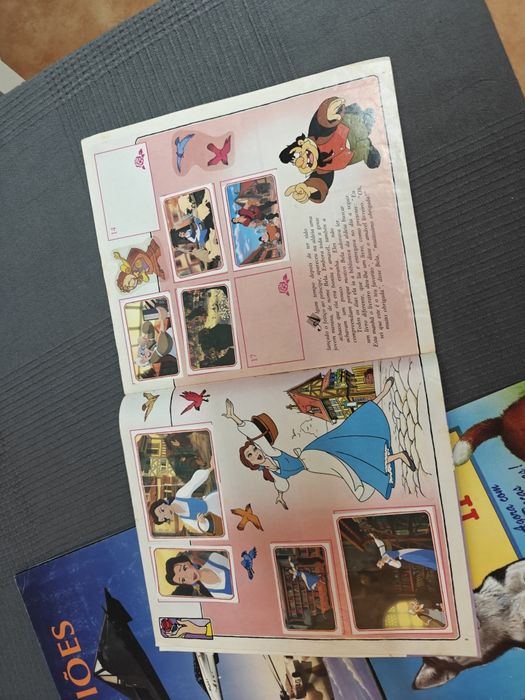 Pack 2 Cadernetas Panini Disney - Pocahontas (COMPLETA) + A Bela e o Monstro