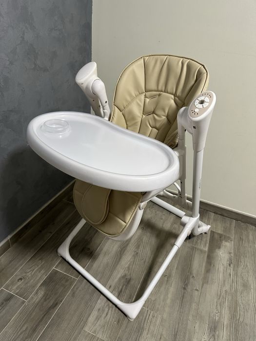 Дитячий столик для годування шезлонг гойдалка  Carrello 3в1