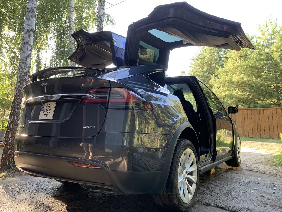 Tesla X 100 D 8міс 17рік
