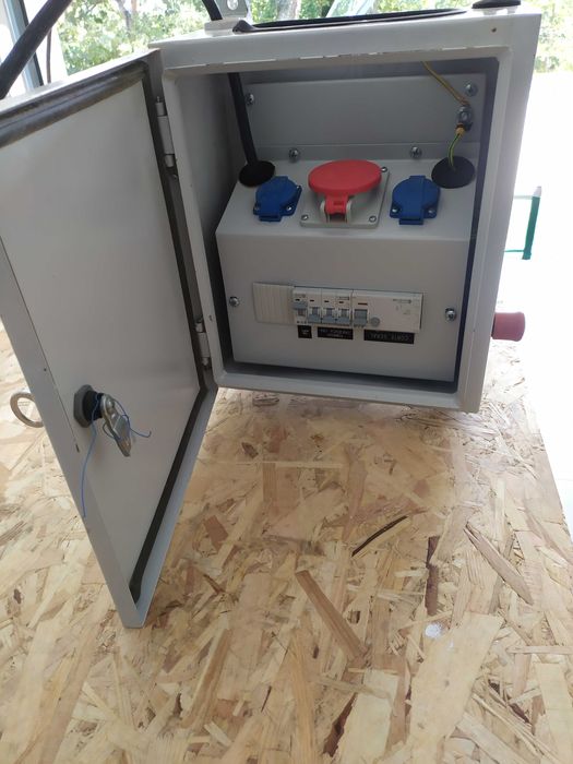 Electric Work Panel with Low Usage64286108845697123