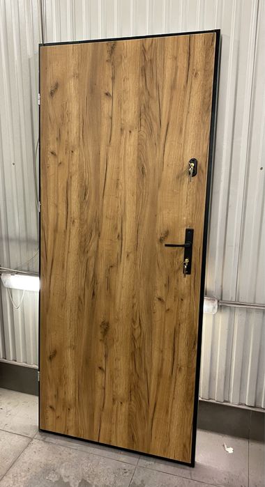 Drzwi wejsciowe zewnetrzne  80 90 lewe prawe