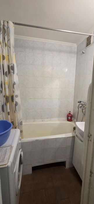 Продам 1 кімнатну Рональда Рейгана 11а