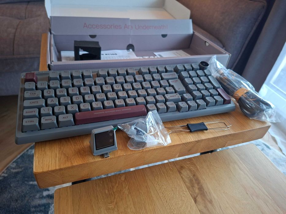 Epomaker RT100–Mechaniczna Klawiatura Gamingowa 97 klawiszy|RGB|MiniTV