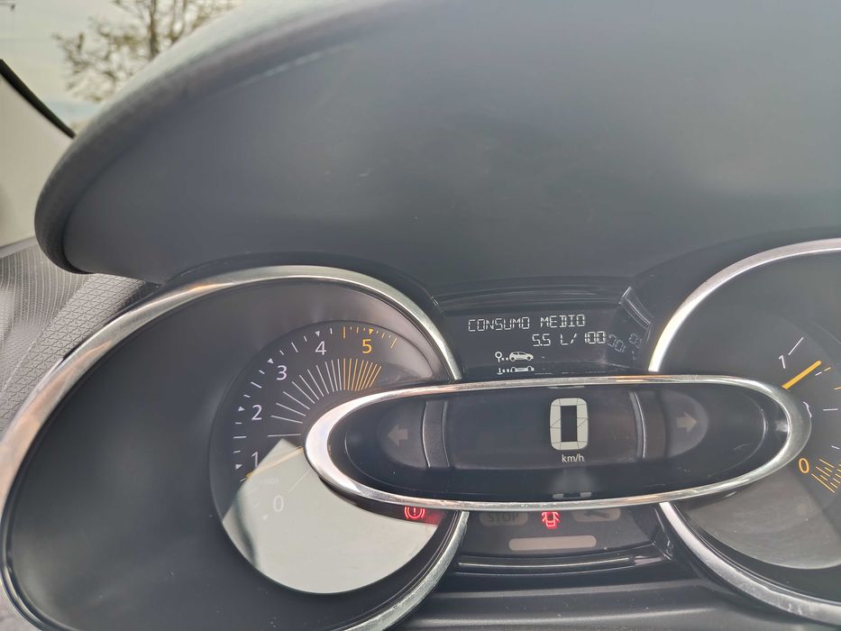 Renault Clio tourer