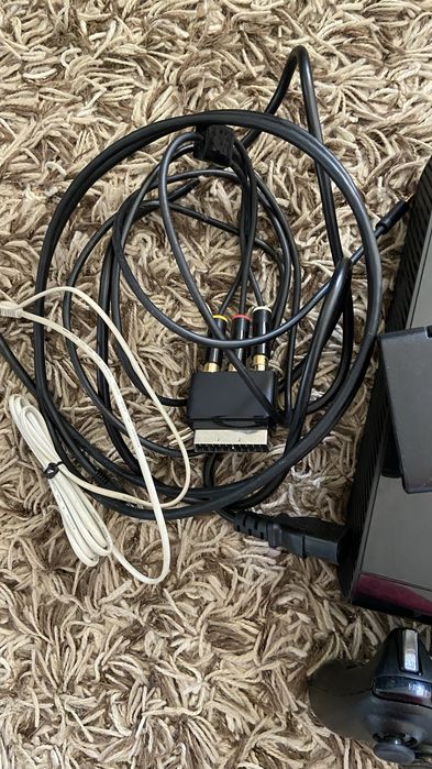 Selling Xbox 360 Console (Complete Set)64171705892866122