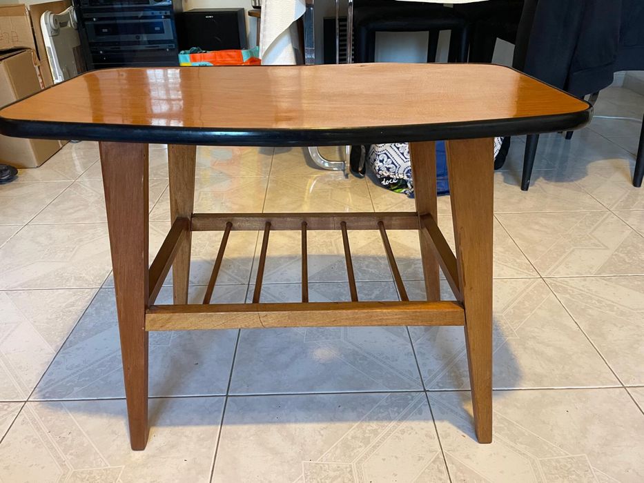 Mesa de Apoio de madeira (1980)