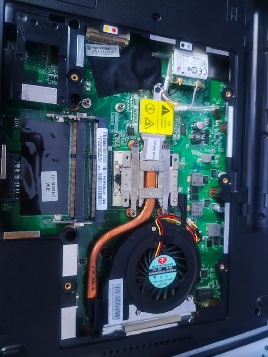 Laptop Fujitsu Lifebook + części: płyta główna, RAM, HDD, DVD, zasilac