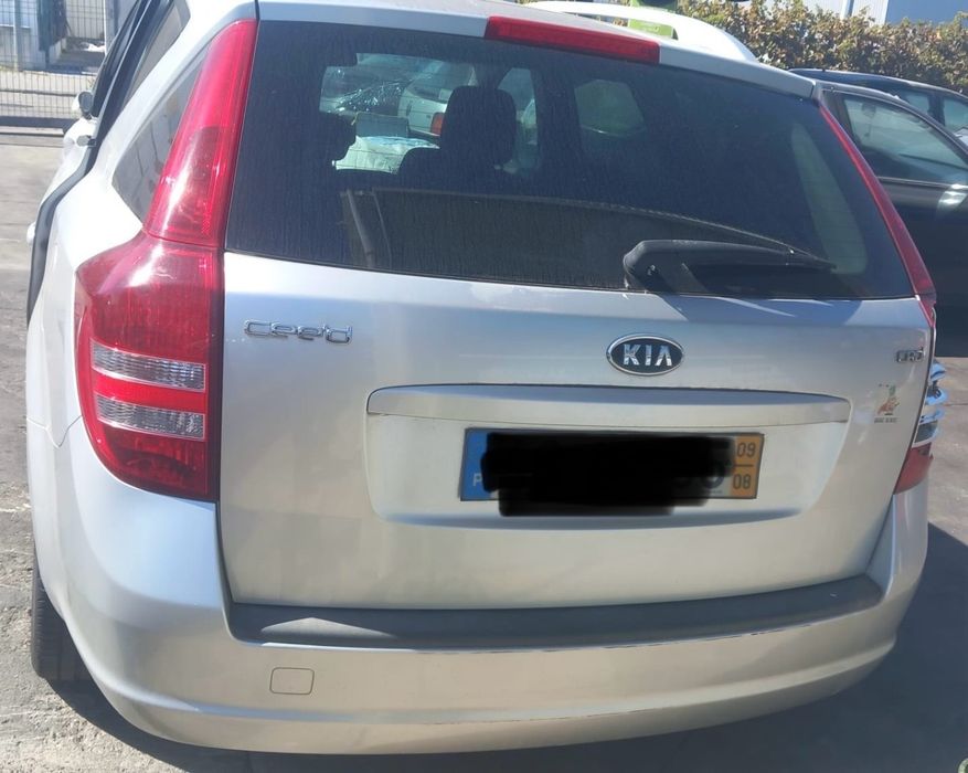 Kia Ceed Sw 1.6 Cdrdi De 2009 Disponível Para Peças Friso Da Mala