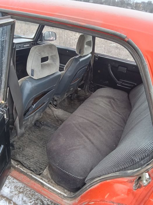 Продам ваз-21051