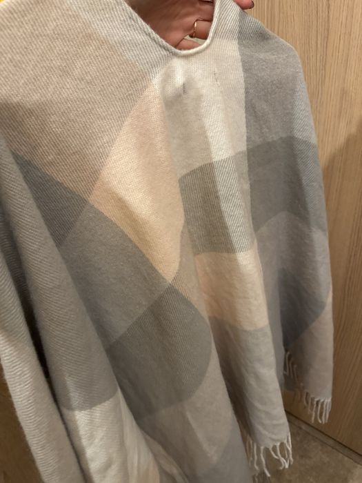 Duża chusta szal w kratę Reserved